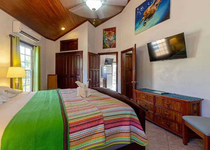 White Sands Cove G04- Partial Ocean View 1 Bedroom By Floreo 3*